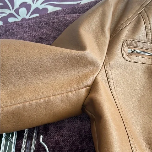 Brown Leather Jacket for Women - Picture 6 of 8